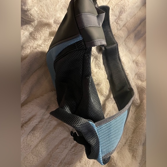 Dog Sling Carrier Breathable Mesh Travel Safe for Small Dogs Purse NEW! - Picture 5 of 8